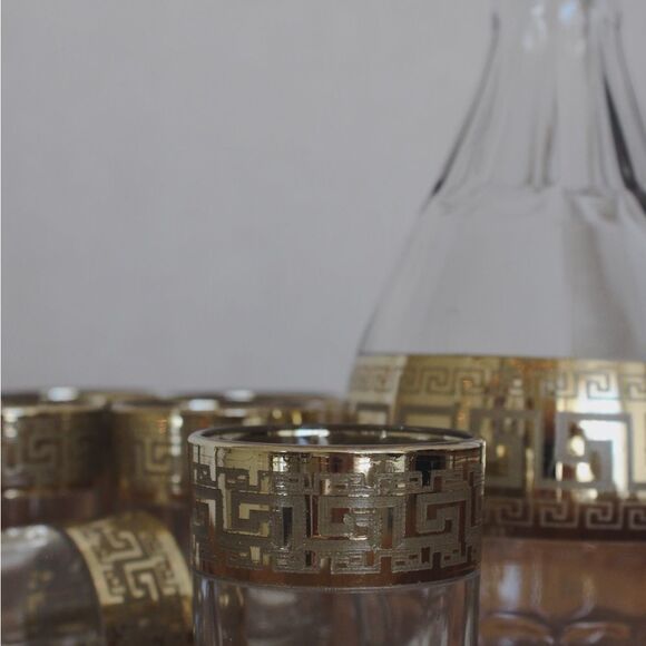 Promsiz | Decorative Glass Set 7 Piece - Picture 8 of 9